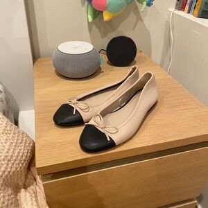 H&M Two-Tone Ballet Flats in Beige and Black